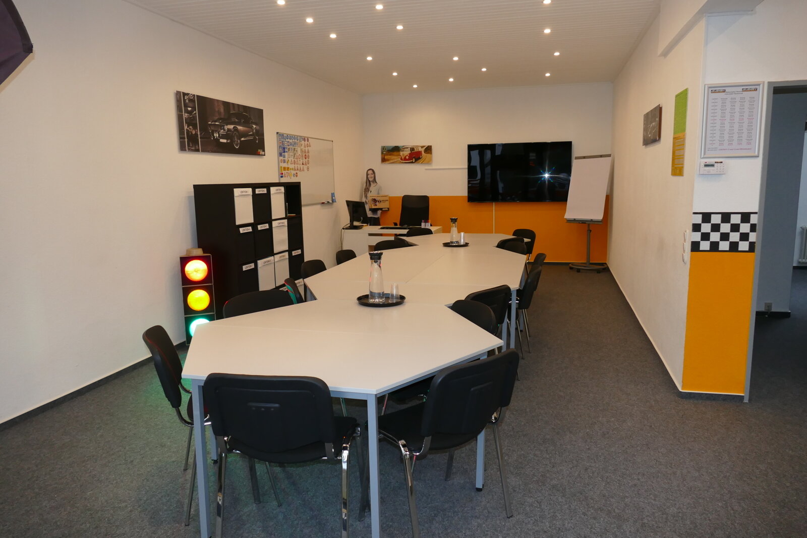 Bürofläche zur Miete 840 € 1 Zimmer 84 m²<br/>Bürofläche Zentrum Oldenburg (Oldenburg) 26122