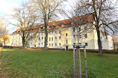 Wohnung zum Kauf 39.000 € 2 Zimmer 52 m² 1. Geschoss Clara-Zetkin-Strasse 2 Ronneburg Ronneburg 07580