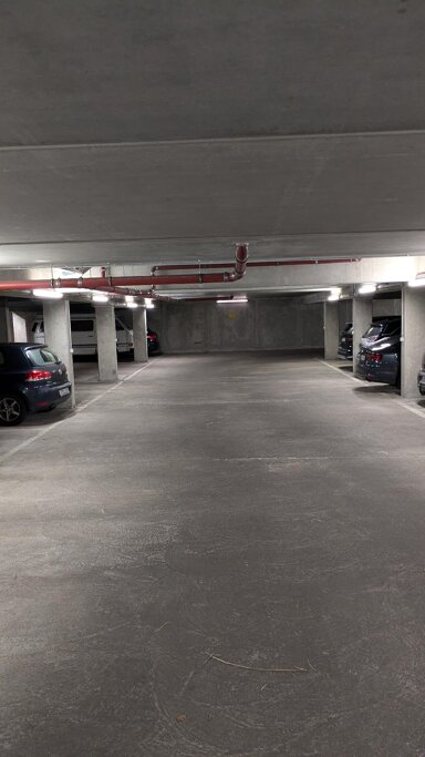 Tiefgarage zum Kauf provisionsfrei 32.000 € Maxfeld Nürnberg 90409