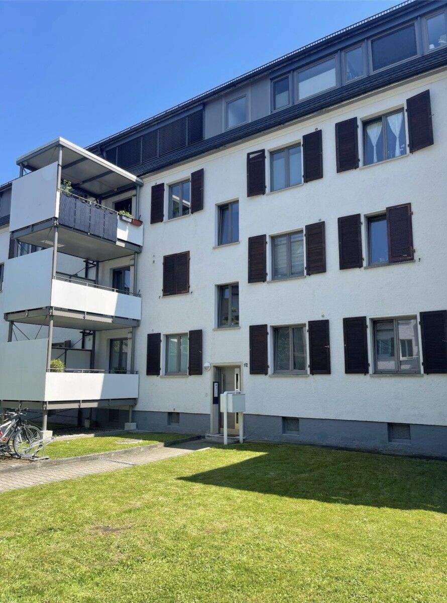 Stilvoll sanierte 2-Zimmer Wohnung in bester Lage mit großem Balkon