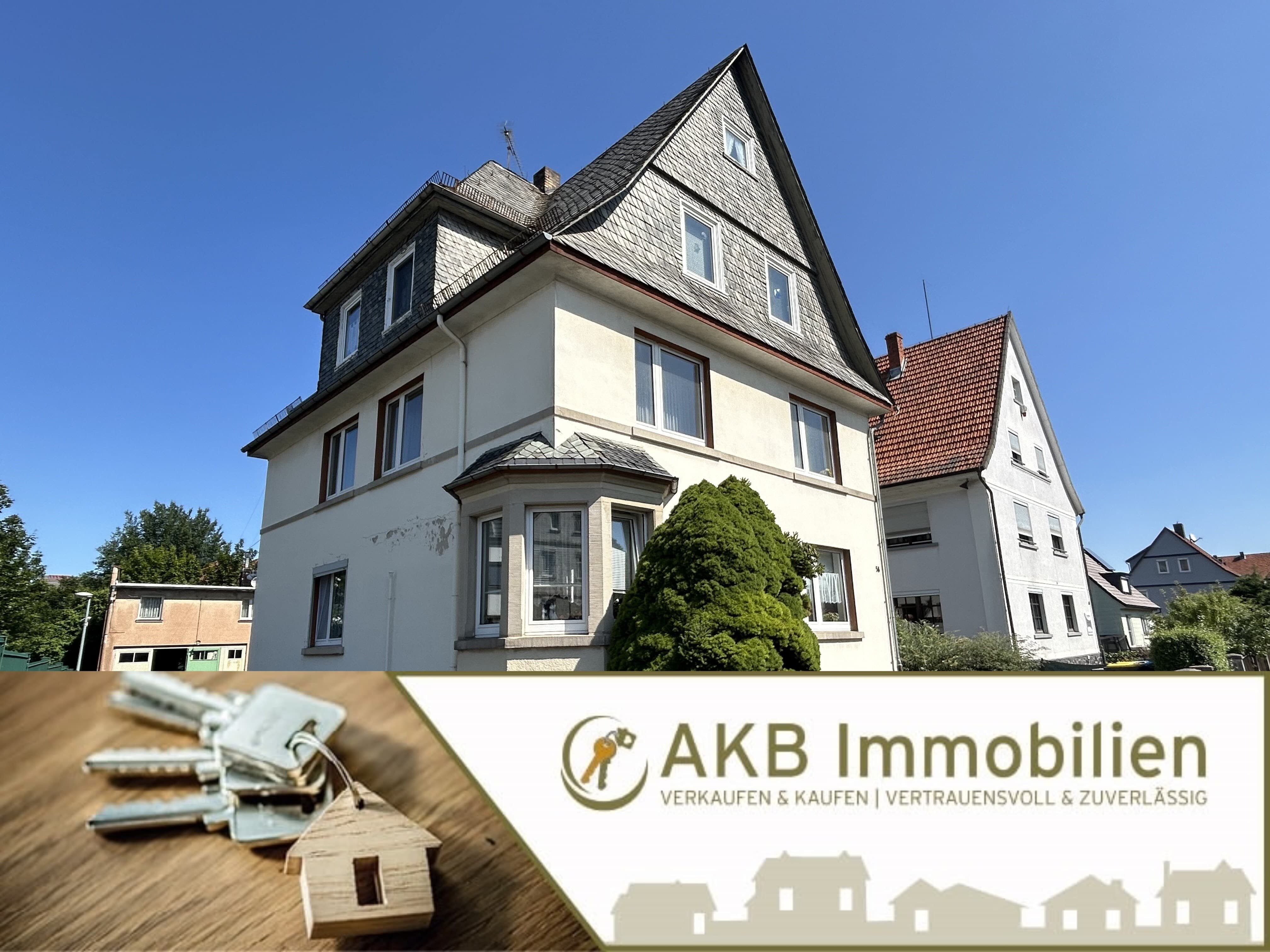 Mehrfamilienhaus zum Kauf 239.000 € 13 Zimmer 322,4 m²<br/>Wohnfläche 784 m²<br/>Grundstück Lauterbach Lauterbach 36341