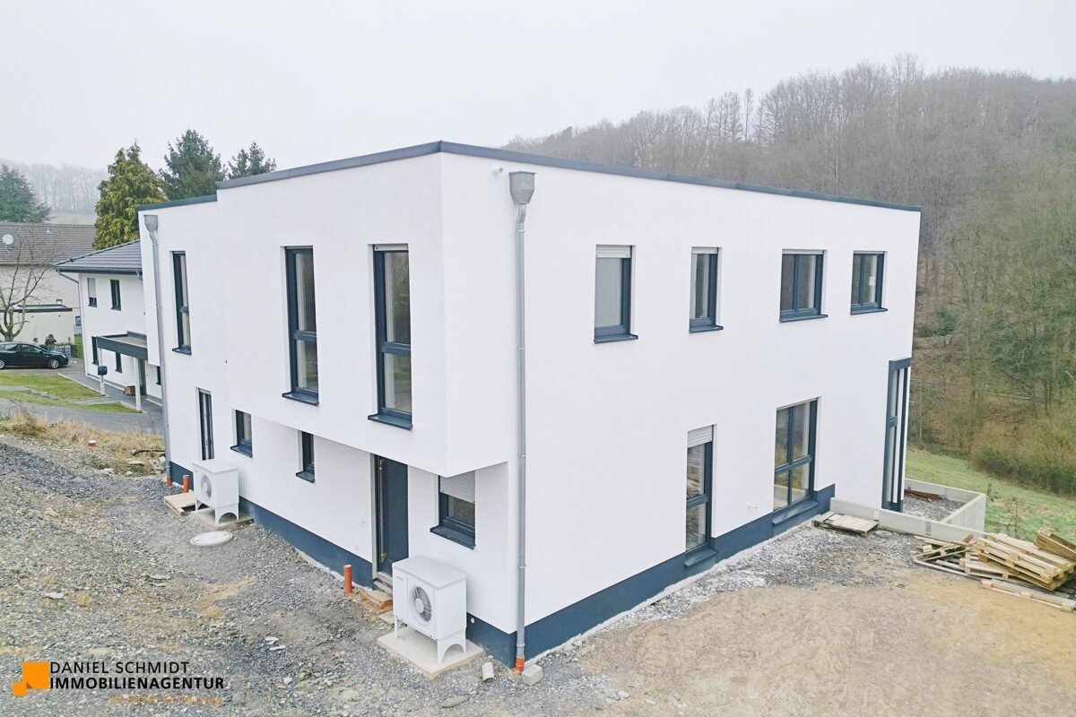 Doppelhaushälfte zum Kauf 469.000 € 5 Zimmer 149,3 m²<br/>Wohnfläche 432 m²<br/>Grundstück Lüttershausen Windeck 51570