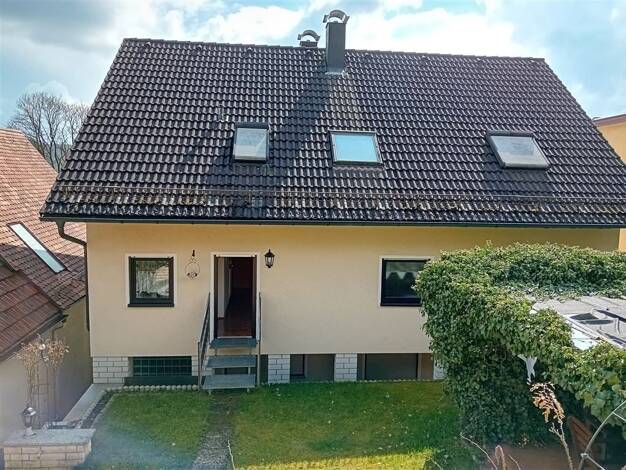 Mehrfamilienhaus zum Kauf 445.000 € 8 Zimmer 220 m² 597 m² Grundstück frei ab sofort Mergelstetten Heidenheim 89522