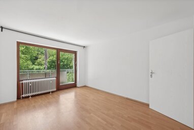 Wohnung zum Kauf 149.000 € 3 Zimmer 74,5 m² -1. Geschoss frei ab sofort Irsch 2 Trier 54296