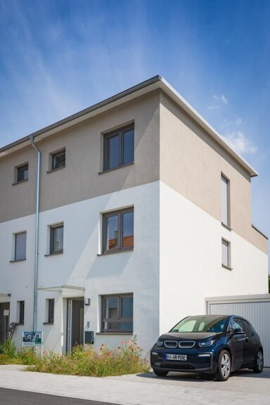 Doppelhaushälfte zum Kauf provisionsfrei 460.500 € 5 Zimmer 134 m² 180 m² Grundstück frei ab sofort Bahnhofstrasse 15 Stadtgebiet Sankt Georgen im Schwarzwald 78112