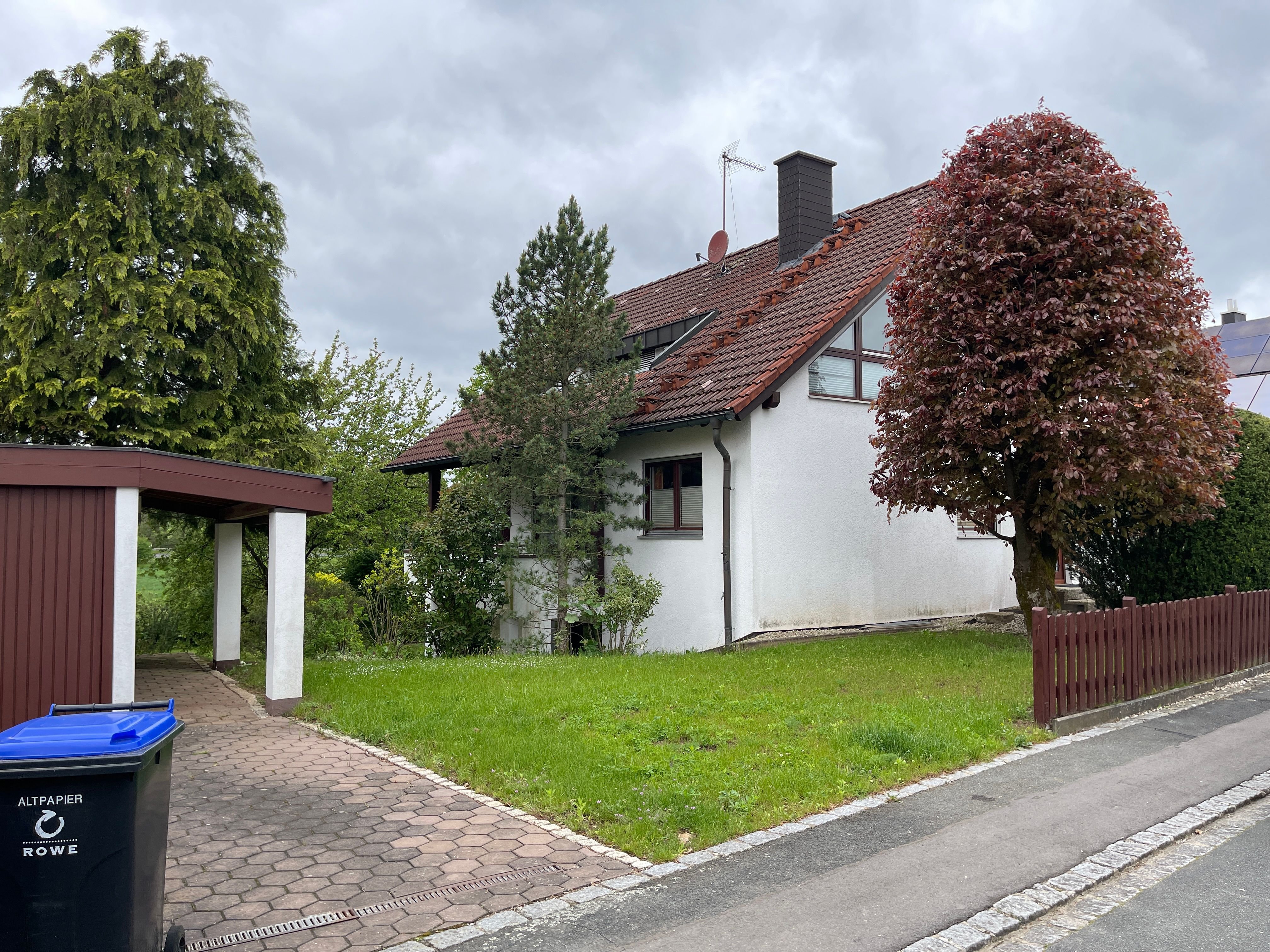 Einfamilienhaus zum Kauf 729.000 € 6 Zimmer 164 m²<br/>Wohnfläche 683 m²<br/>Grundstück Ab sofort<br/>Verfügbarkeit Neunkirchen Neunkirchen a.Brand 91077