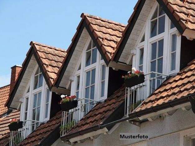 Mehrfamilienhaus zum Kauf 232.000 € 10 Zimmer 248 m² 796 m² Grundstück Mörtelstein Obrigheim 74847