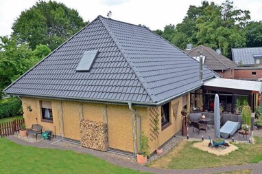 Einfamilienhaus zum Kauf 289.000 € 6 Zimmer 180 m² 682 m² Grundstück Falkenweg 1 Cadenberge 21781