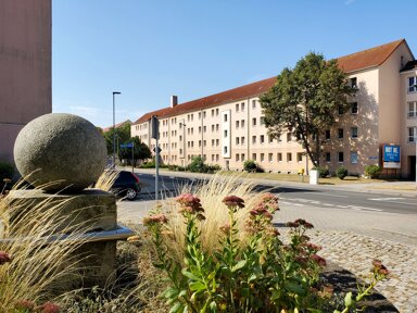 Wohnung zur Miete 404 € 4 Zimmer 83,1 m² 1. Geschoss frei ab sofort Straße des Friedens 33 Merseburg Merseburg 06217