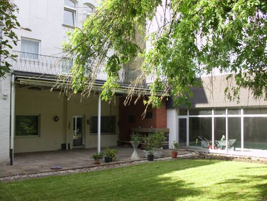 Mehrfamilienhaus zum Kauf als Kapitalanlage geeignet 299.900 € 12 Zimmer 593 m² 4.806 m² Grundstück Scheden 37127