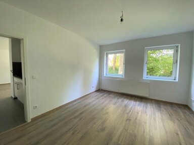 Wohnung zur Miete 625 € 2 Zimmer 38,9 m² frei ab sofort Parnaßstraße 5 Wedel, Stadt 22880