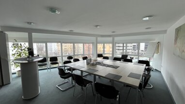 Bürogebäude zur Miete 13,20 € 448,6 m² Bürofläche teilbar ab 140 m² Konrad-Adenauer-Allee 11 Innenstadt -  St. Ulrich - Dom Augsburg 86150