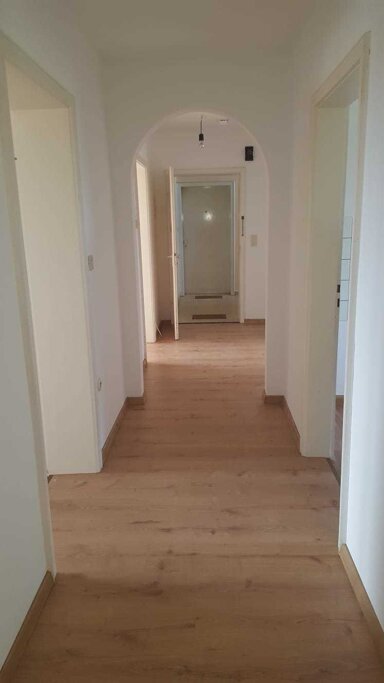 Wohnung zur Miete 490 € 4 Zimmer 89,4 m² 1. Geschoss Bad Königshofen Bad Königshofen im Grabfeld 97631