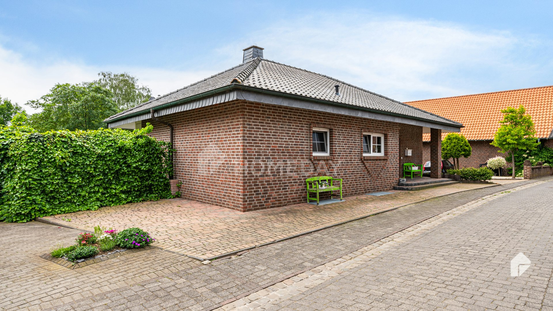 Bungalow zum Kauf 449.000 € 5 Zimmer 130,3 m²<br/>Wohnfläche 428 m²<br/>Grundstück Brüggen Brüggen 41379