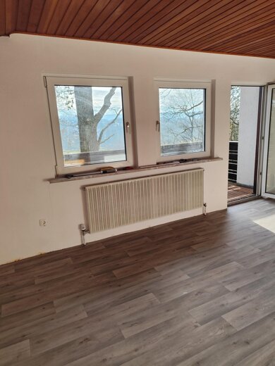 Wohnung zur Miete 830 € 4 Zimmer 91 m² Geschoss 1/1 Selbitz Selbitz 95152