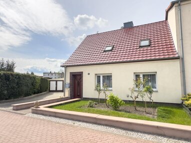 Doppelhaushälfte zum Kauf Provisionsfrei 150.000 € 5 Zimmer 110 m² 1.215 m² Grundstück Magdeburger Straße 26 Salzwedel Salzwedel 29410