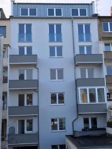 Wohnung zur Miete 800 € 4 Zimmer 109 m² frei ab sofort Humboldtstr. 95 Düsseltal Düsseldorf 40237