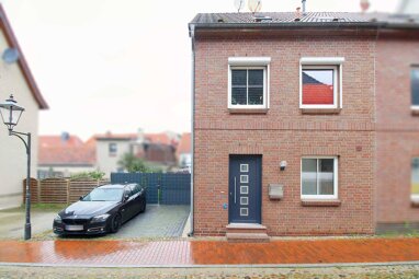 Doppelhaushälfte zum Kauf 159.000 € 5 Zimmer 110,1 m² 180,1 m² Grundstück Neustadt-Glewe Neustadt-Glewe 19306
