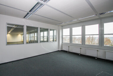 Bürofläche zur Miete Provisionsfrei 7,90 € 268 m² Bürofläche teilbar ab 117 m² Tiefenbroich Ratingen 40880