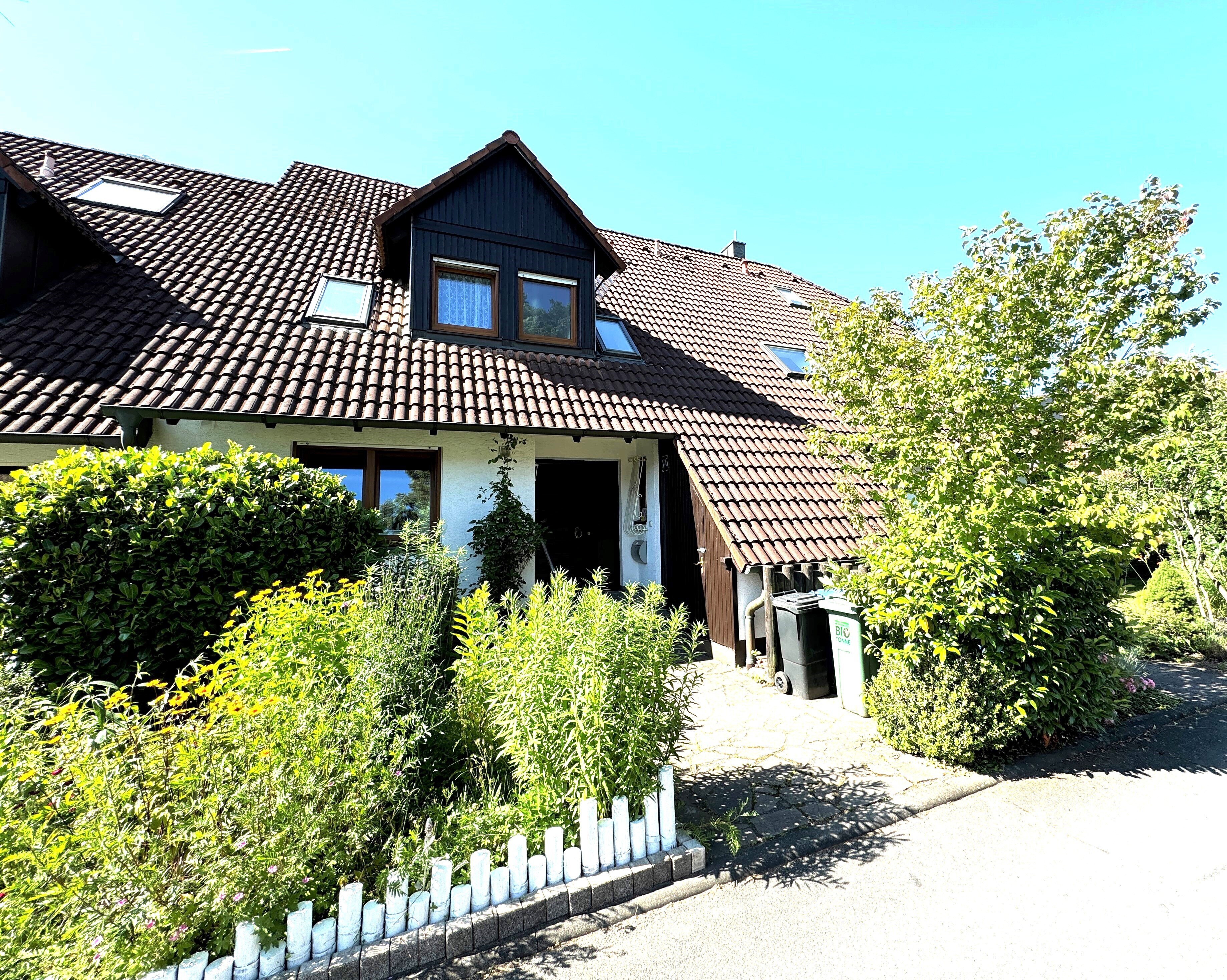 Reihenmittelhaus zum Kauf 685.000 € 4 Zimmer 140 m²<br/>Wohnfläche 190 m²<br/>Grundstück Dechsendorf - West Erlangen 91056