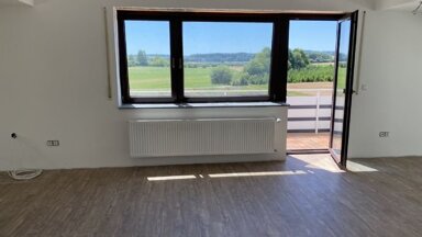 Wohnung zur Miete 970 € 2,5 Zimmer 82 m² 2. Geschoss frei ab 01.03.2025 Altshausen Altshausen 88361