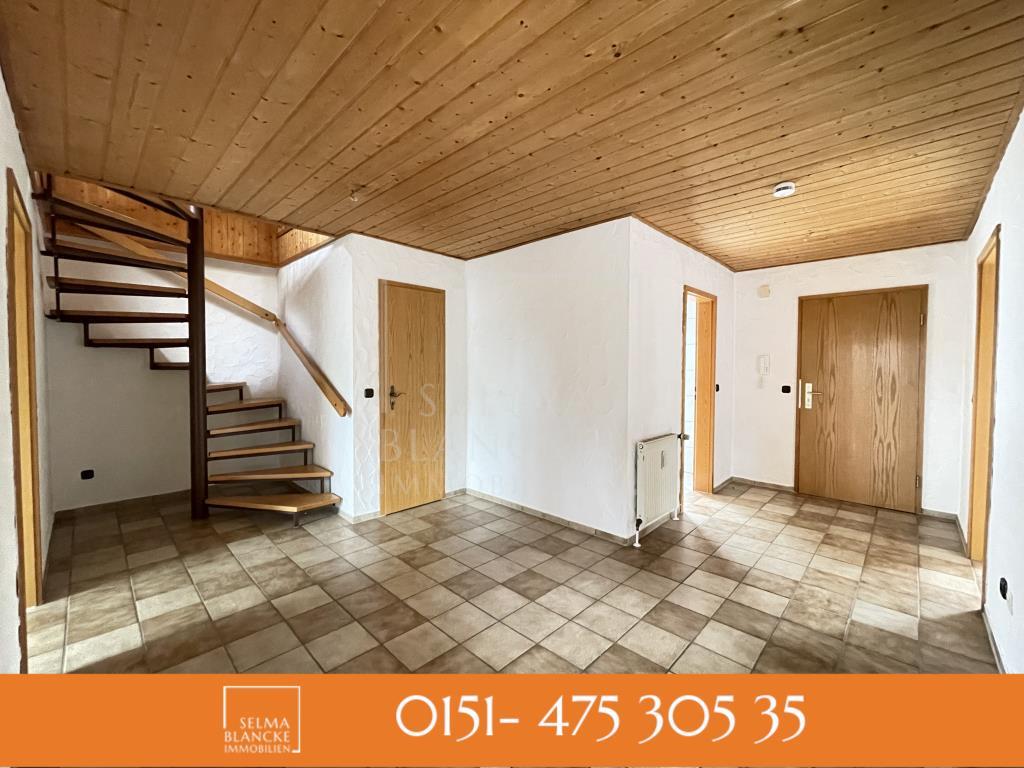 Wohnung zur Miete 800 € 3 Zimmer 98 m²<br/>Wohnfläche 2. Stock<br/>Geschoss Wolfsbach Bayreuth 95448