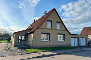 Haus zum Kauf Provisionsfrei 199.500 € 6 Zimmer 110 m² 1.450 m² Grundstück Friedensstraße 12 Kelbra Kelbra (Kyffhäuser) 06537