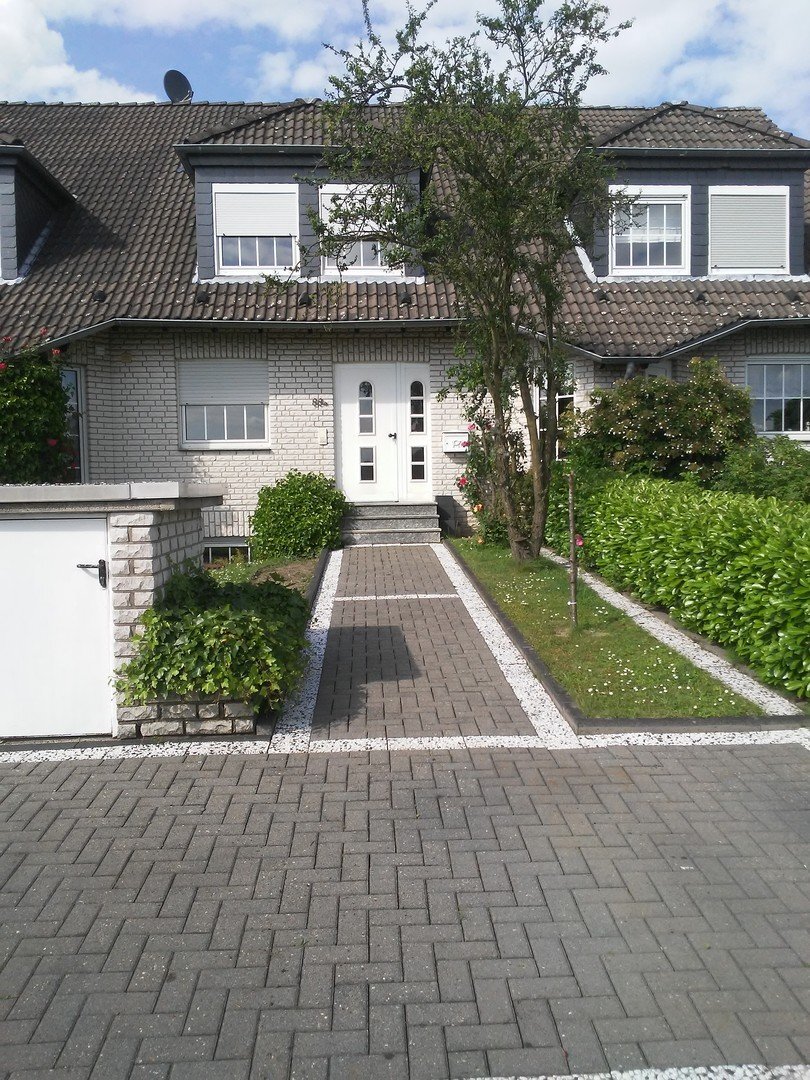 Einfamilienhaus zum Kauf Provisionsfrei 578.000 € 5 Zimmer 118 m²<br/>Wohnfläche 400 m²<br/>Grundstück Breitscheid Ratingen-Breitscheid 40885
