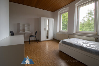 Wohnung zur Miete 262 € 1 Zimmer 20 m² Selb Selb 95100