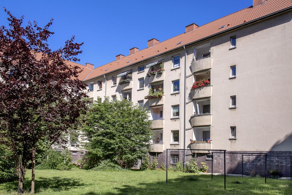 Wohnung zur Miete 819 € 3 Zimmer 83,3 m²<br/>Wohnfläche 1. Stock<br/>Geschoss 16.08.2024<br/>Verfügbarkeit Große Heimstraße 14 Südwestfriedhof Dortmund 44139