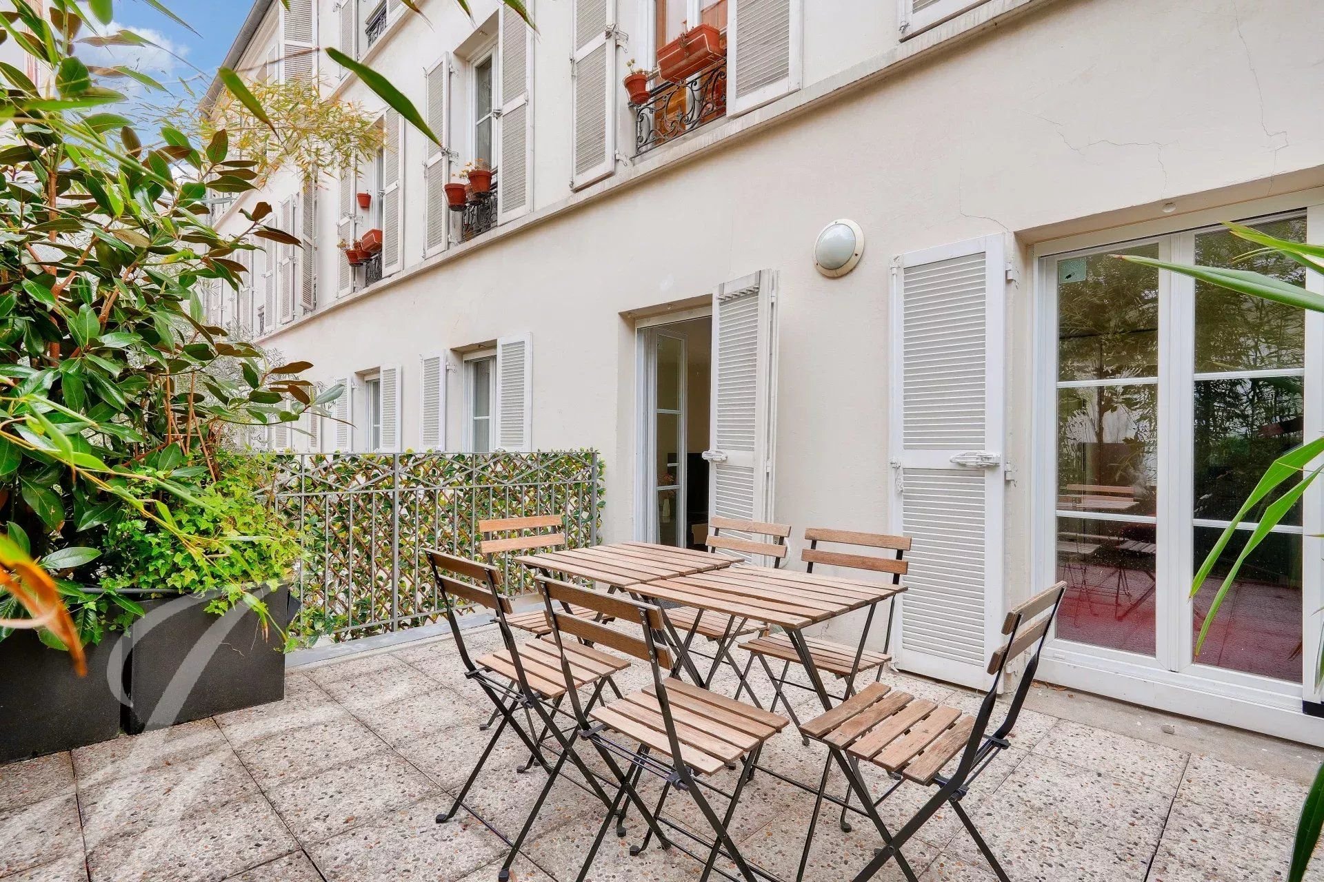 Studio zum Kauf provisionsfrei 850.000 € 2 Zimmer 47 m²<br/>Wohnfläche 1.<br/>Geschoss Bastille-Popincourt Paris 11ème 75011