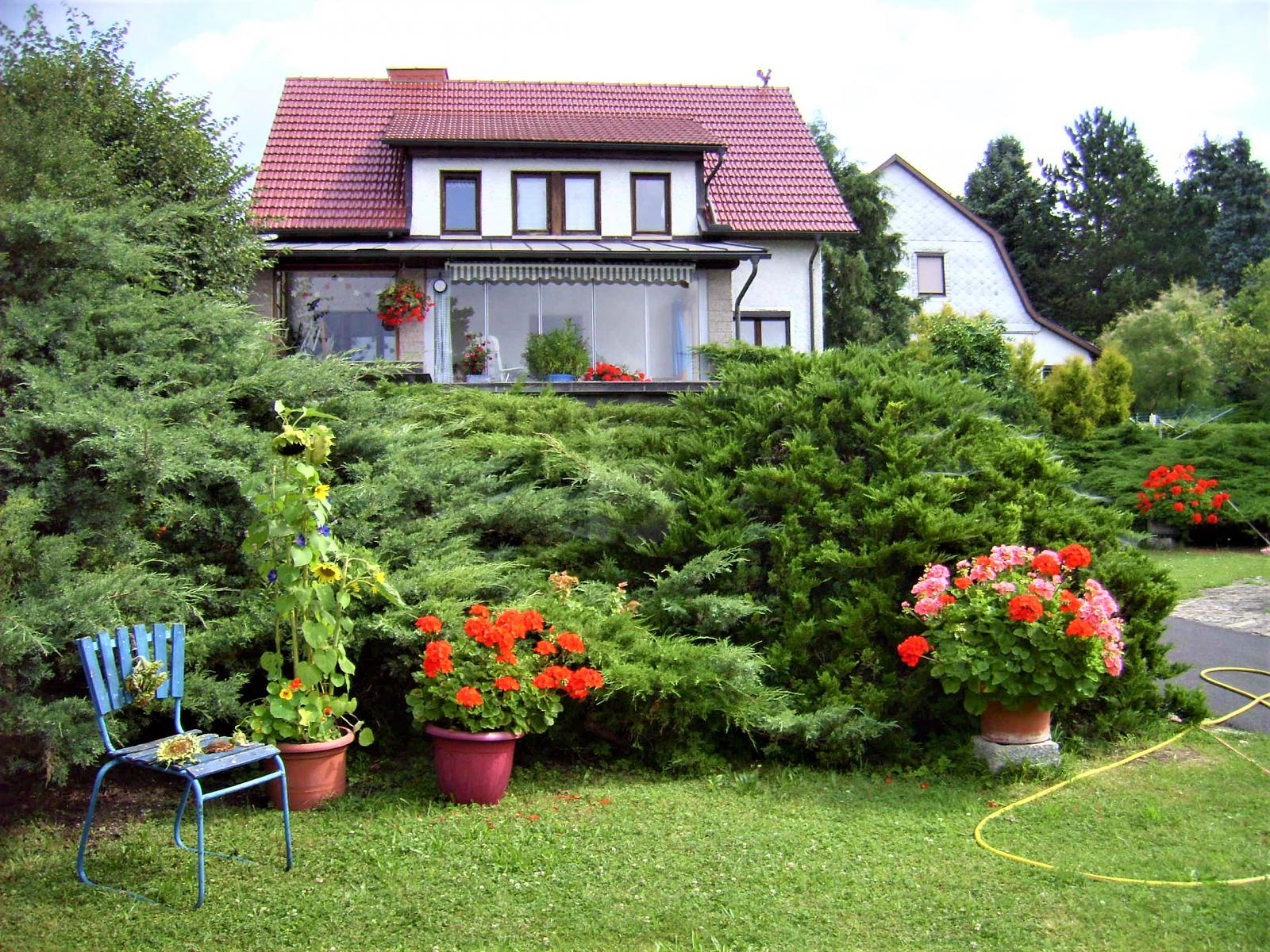 Einfamilienhaus zum Kauf 298.000 € 6 Zimmer 165 m²<br/>Wohnfläche 1.325 m²<br/>Grundstück Heldburg Bad Colberg-Heldburg 98663