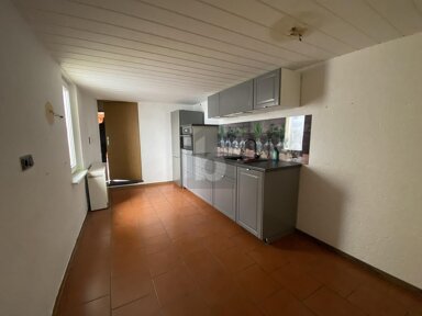 Reihenmittelhaus zum Kauf 70.000 € 3 Zimmer 105 m² 65 m² Grundstück Ohrdruf 99885