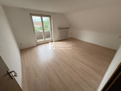 Wohnung zur Miete 450 € 2 Zimmer 47 m² Dachgeschoss Poppenhausen Poppenhausen 97490