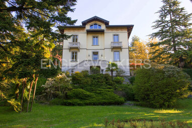 Villa zum Kauf 1.300.000 € 6 Zimmer 310 m² 4.500 m² Grundstück frei ab sofort Via Mazza Gavirate 21026