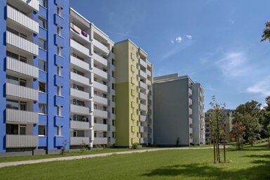 Wohnung zur Miete 1.100 € 4 Zimmer 95,7 m² EG frei ab 27.02.2025 Potsdamer Straße 24 Hassels Düsseldorf 40599