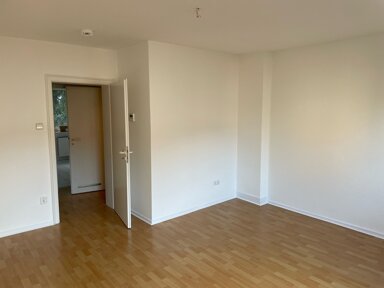 Wohnung zur Miete 350 € 1 Zimmer 39 m² 1. Geschoss frei ab sofort Kriegerstraße 3 List Hannover 30161