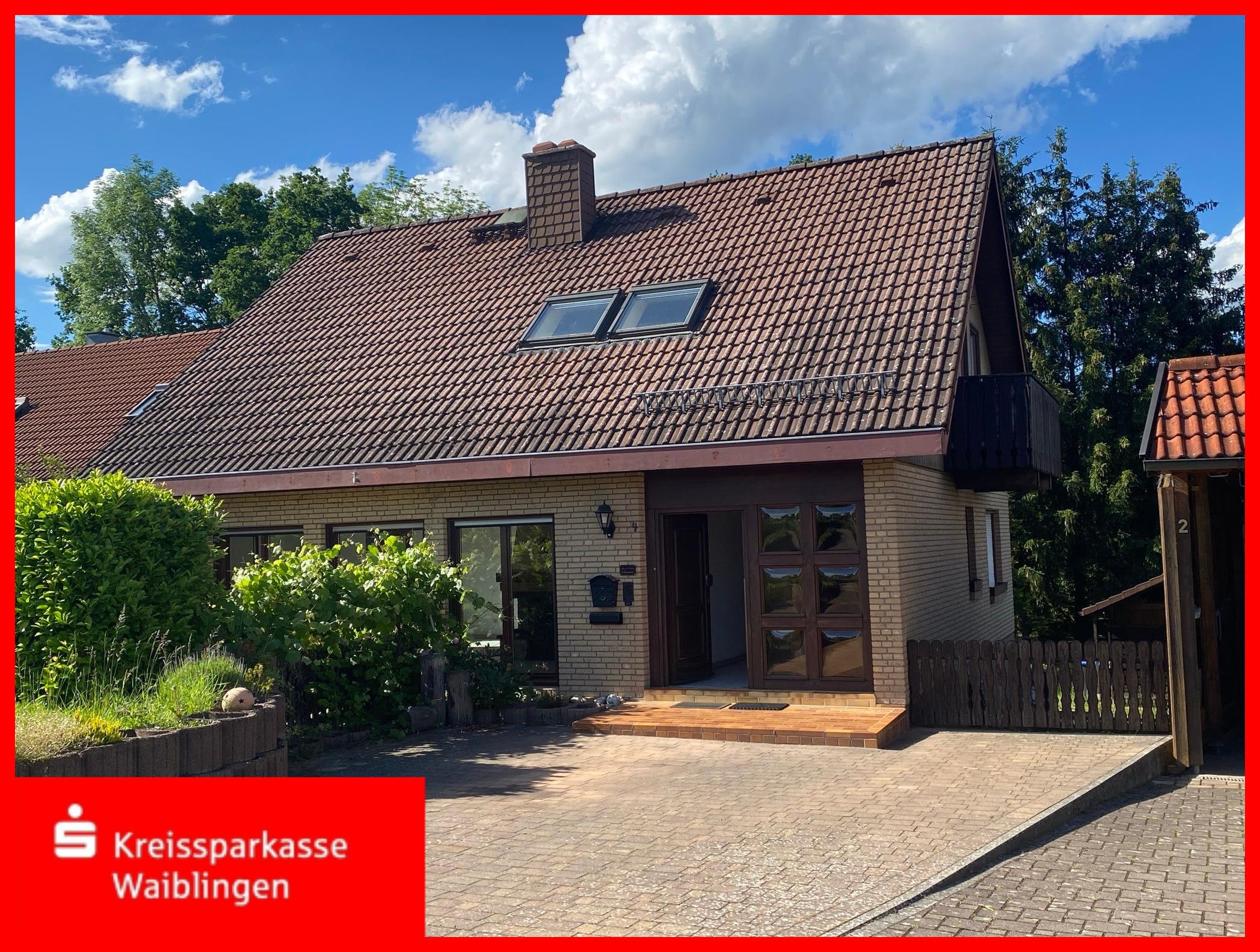 Mehrfamilienhaus zum Kauf 580.000 € 7,5 Zimmer 149 m²<br/>Wohnfläche 708 m²<br/>Grundstück Oppenweiler Oppenweiler 71570