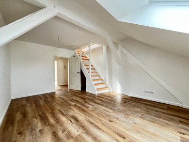 Maisonette zur Miete 690 € 4 Zimmer 101 m² 4. Geschoss frei ab sofort Otto- Buchwitz- Platz 7 Innenstadt Görlitz 02826