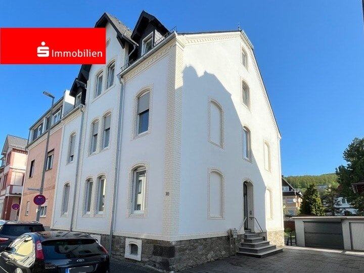 Mehrfamilienhaus zum Kauf 595.000 € 9 Zimmer 300 m²<br/>Wohnfläche 408 m²<br/>Grundstück Dillenburg Dillenburg 35683