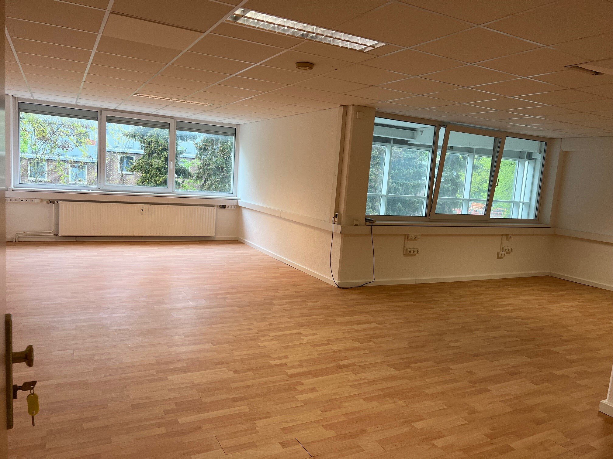 Immobilie zur Miete provisionsfrei 420 € 1 Zimmer 60 m² Dammwiesenstraße 25-29 Tonndorf Hamburg 22045