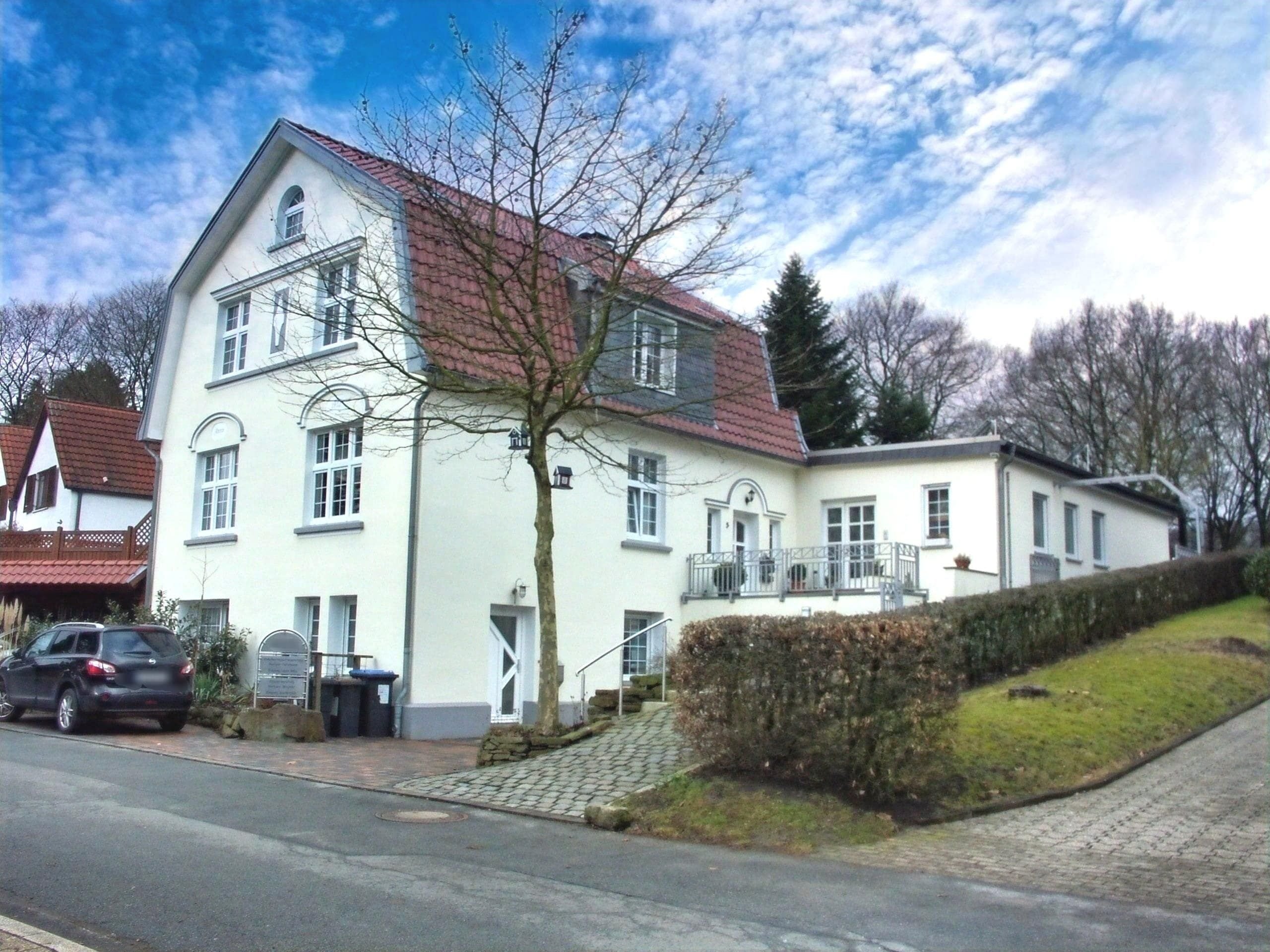 Mehrfamilienhaus zum Kauf 895.000 € 12 Zimmer 324 m²<br/>Wohnfläche 1.500 m²<br/>Grundstück Gennebreck Sprockhövel 45549