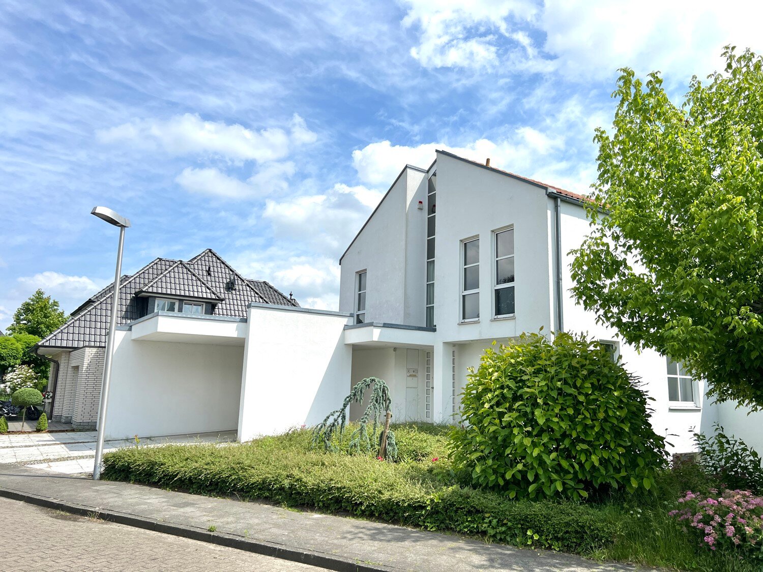 Einfamilienhaus zum Kauf 530.000 € 10 Zimmer 246 m²<br/>Wohnfläche 869 m²<br/>Grundstück Diepholz Diepholz 49356