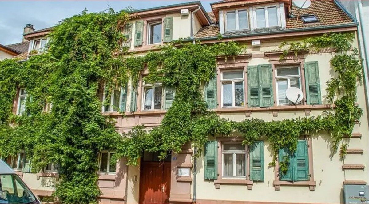 Mehrfamilienhaus zum Kauf 435.000 € 14 Zimmer 297 m²<br/>Wohnfläche 437 m²<br/>Grundstück Mietersheim Lahr 77933