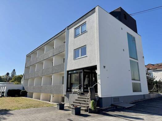 Bürogebäude zur Miete 5.500 € 20 Zimmer 655 m² Bürofläche teilbar ab 125 m² Rengsdorf 56579