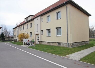 Wohnung zur Miete 308 € 2 Zimmer 44 m² 1. Geschoss Arndtstraße 8 Oschersleben Oschersleben 39387
