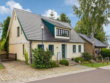 Einfamilienhaus zum Kauf 449.000 € 8 Zimmer 207,2 m² 749 m² Grundstück frei ab 01.01.2025 Bergen Bergen auf Rügen 18528