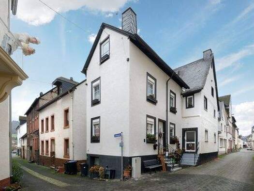 Einfamilienhaus zum Kauf 89.000 € 5 Zimmer 96 m² 81 m² Grundstück frei ab 01.04.2026 Kinheim 54538