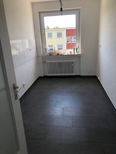 Wohnung zur Miete 515 € 2 Zimmer 57,2 m² 3. Geschoss Fürstenwalder Straße 10 Misburg-Nord Hannover 30629