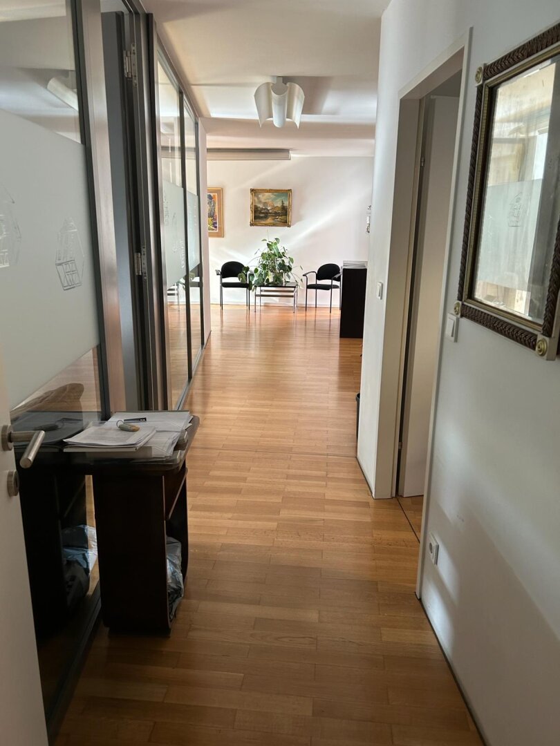 Büro-/Praxisfläche zur Miete 12,55 € 4 Zimmer 91 m²<br/>Bürofläche Gersthofer Straße Wien 1180